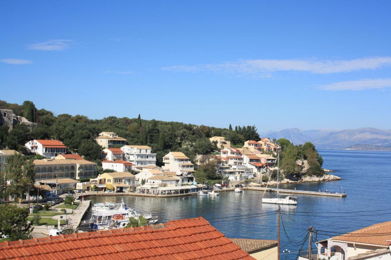Porto Kassiopi Apartments Extérieur photo
