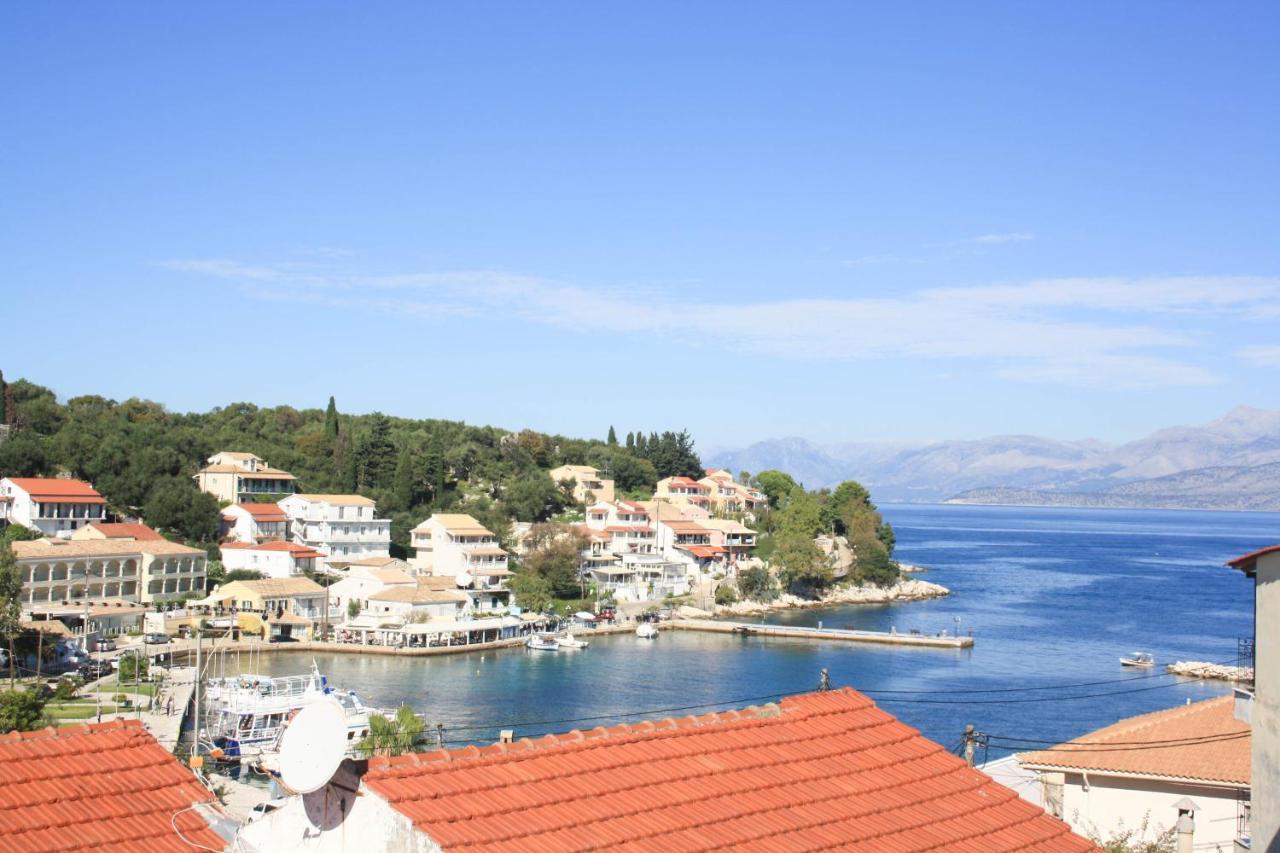 Porto Kassiopi Apartments Extérieur photo