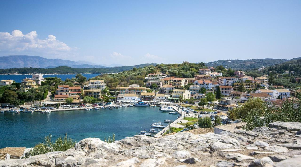 Porto Kassiopi Apartments Extérieur photo