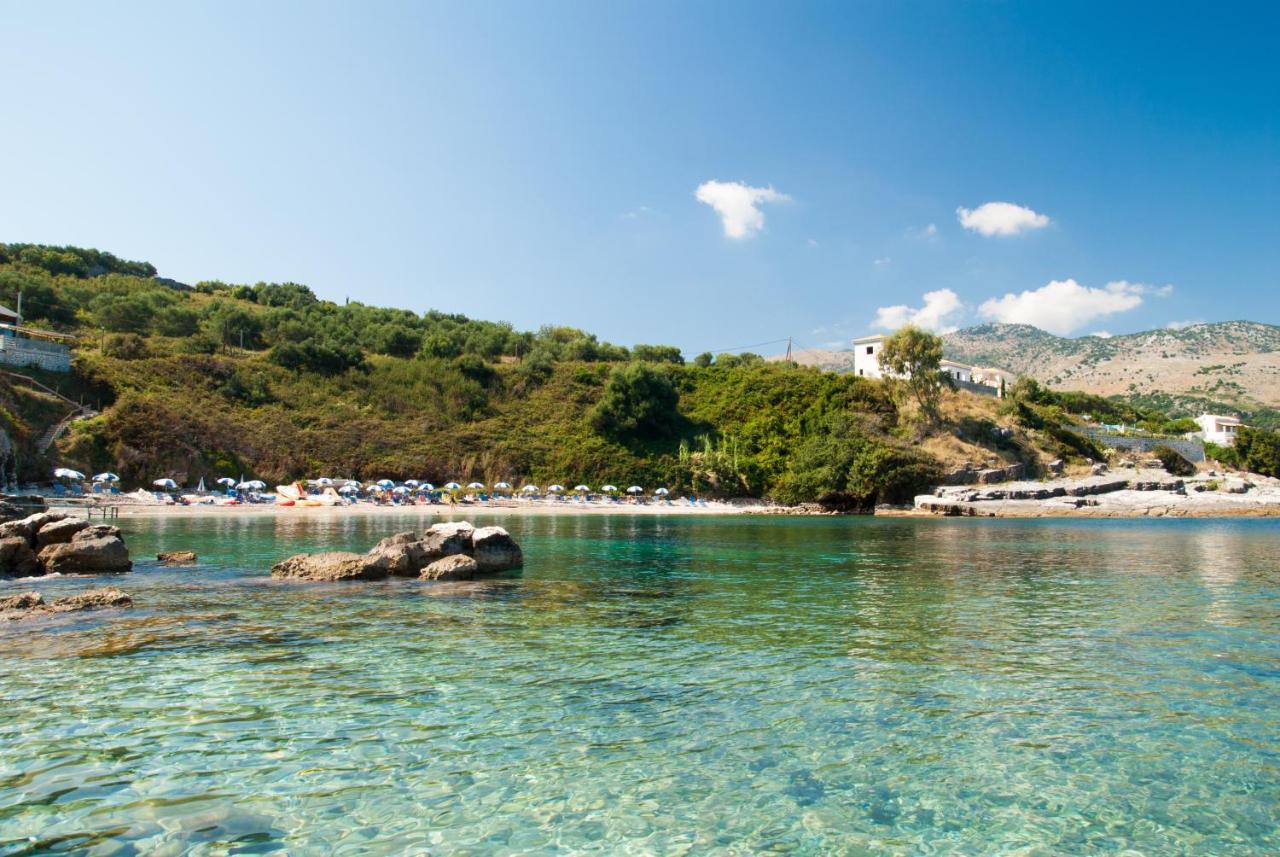Porto Kassiopi Apartments Extérieur photo