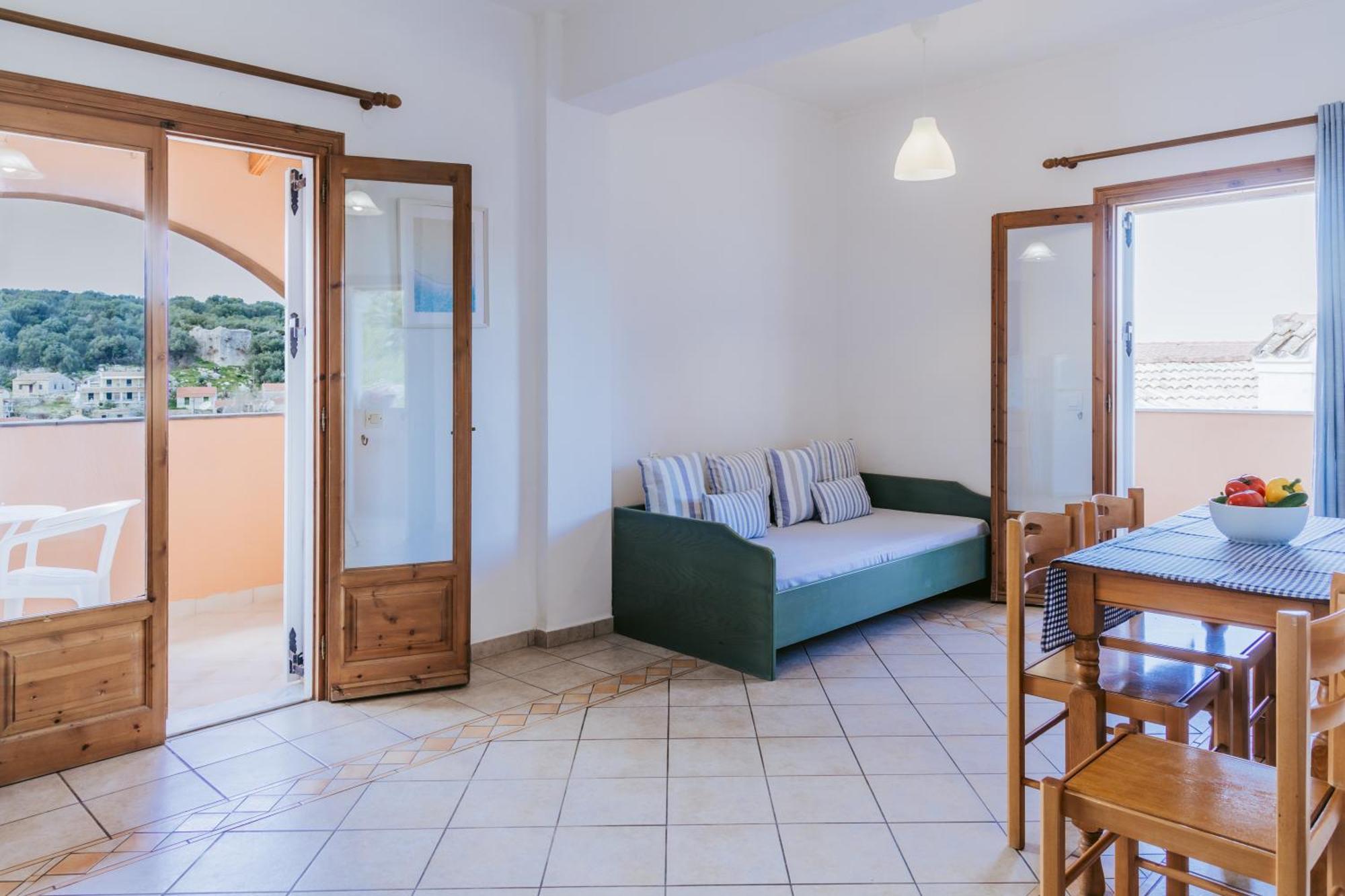 Porto Kassiopi Apartments Extérieur photo