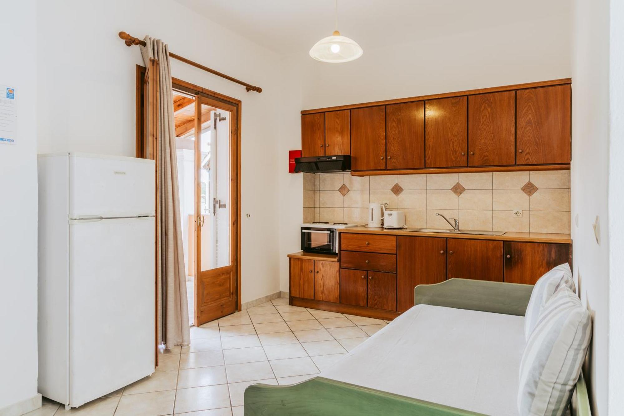 Porto Kassiopi Apartments Extérieur photo